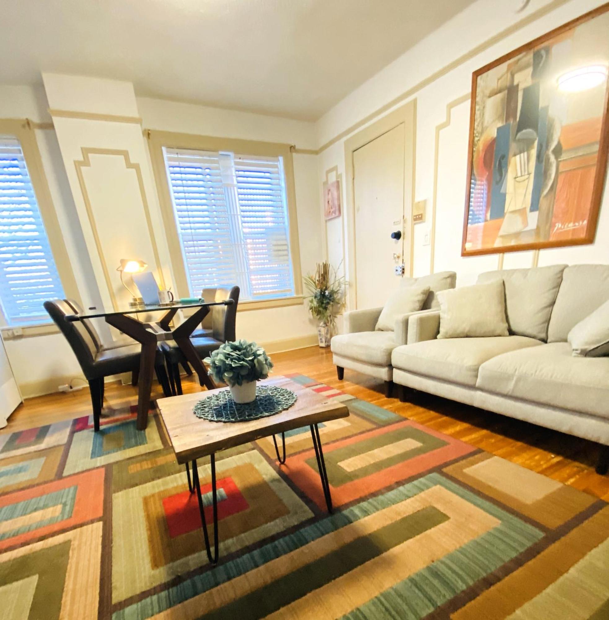 Appartamento Nyc Cozy Private Bedroom With Free Parking & Near Subway - Business & Tourists *