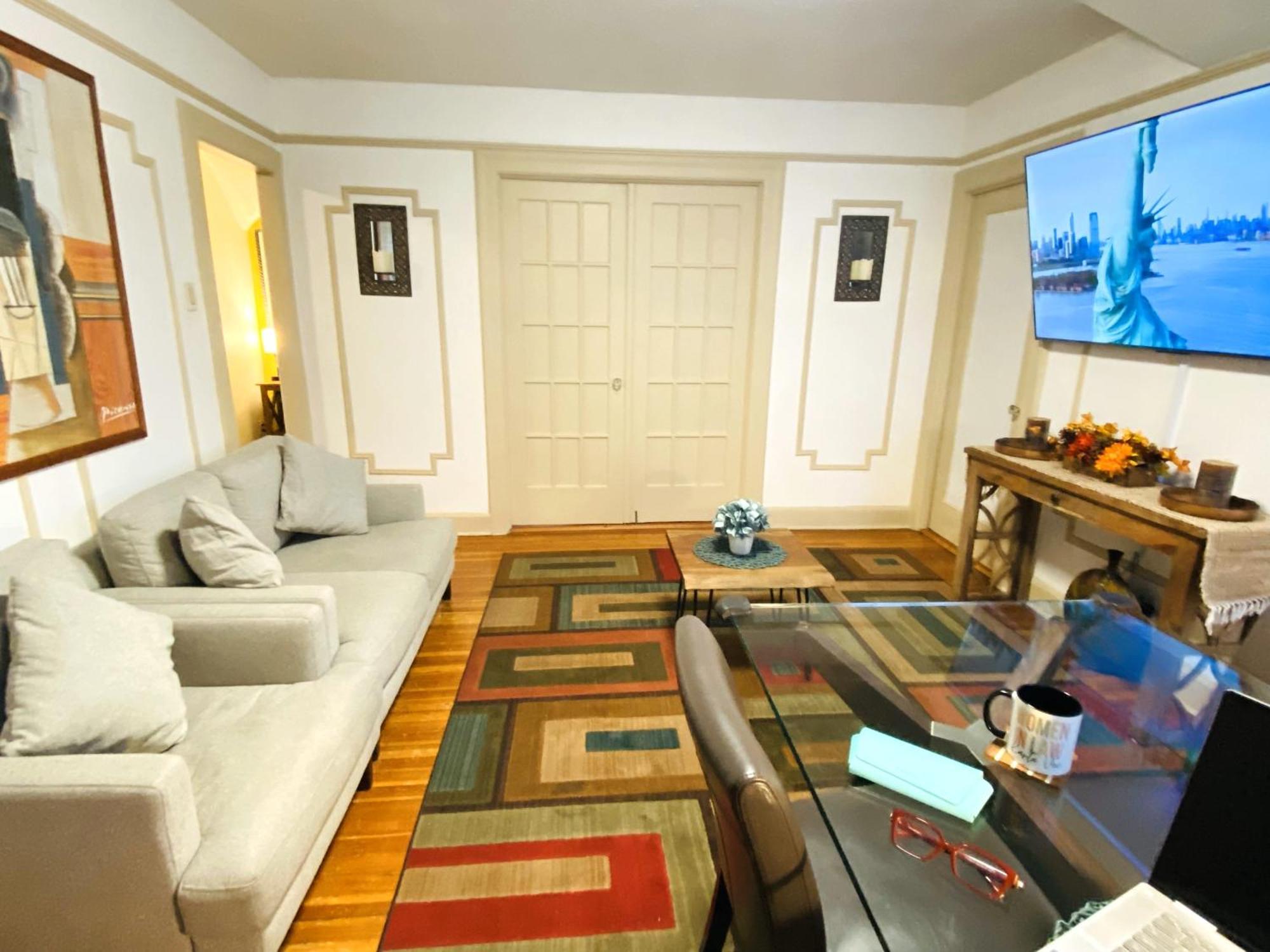 Nyc Cozy Private Bedroom With Free Parking & Near Subway - Business & Tourists Appartamento New York