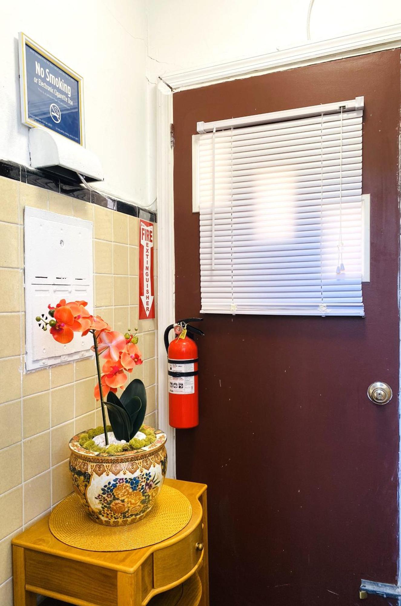 Appartamento Nyc Cozy Private Bedroom With Free Parking & Near Subway - Business & Tourists